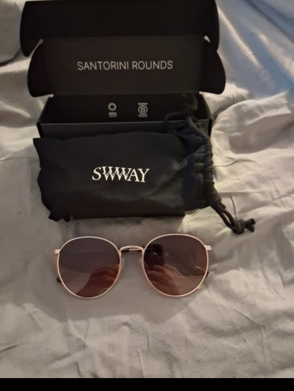 Rounds Sunglasses in Gold - Women Sunglasses